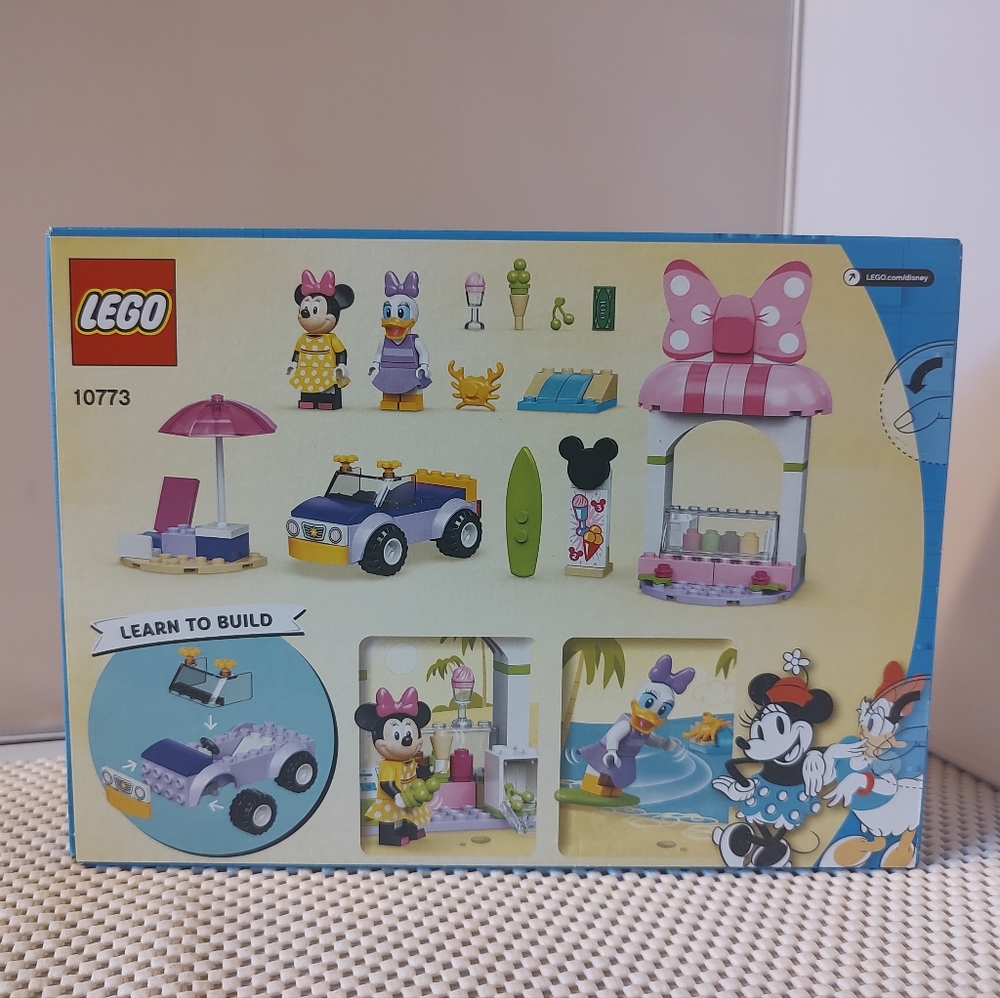 Lego 10773 Minnie Mouse's Ice Cream Shop NWT Building Toy Set - Picture 3 of 3